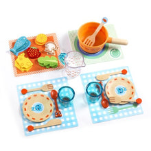 Charger l'image dans la galerie, Dinette des petits A table les chats ! Djeco